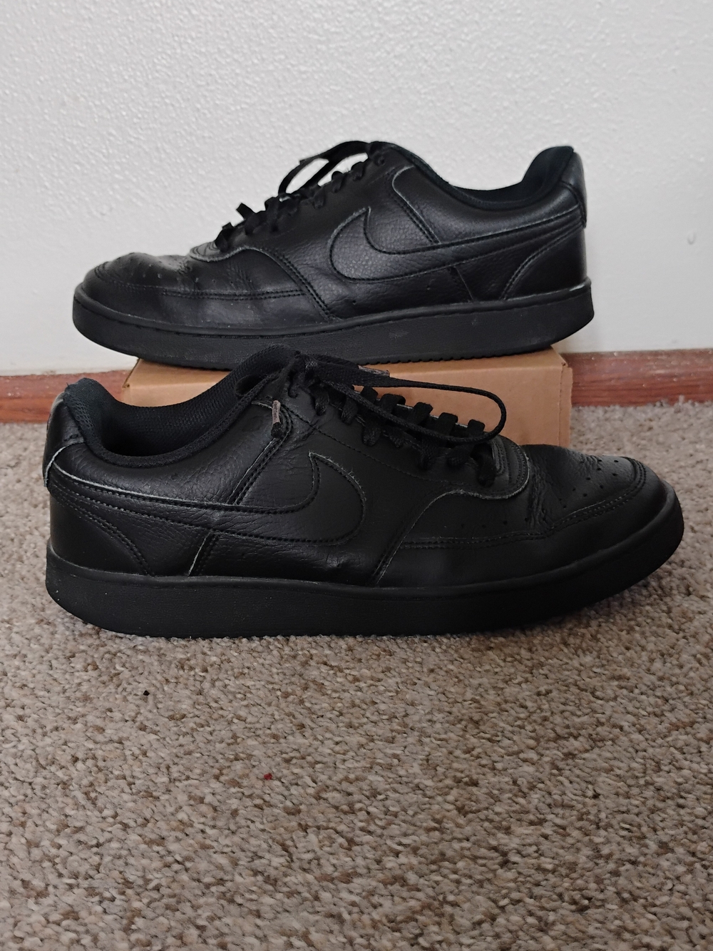 Nike Men’s Black Nik Low sneakers Leather Low-Top Sneakers CD5463-002 Size.9.5